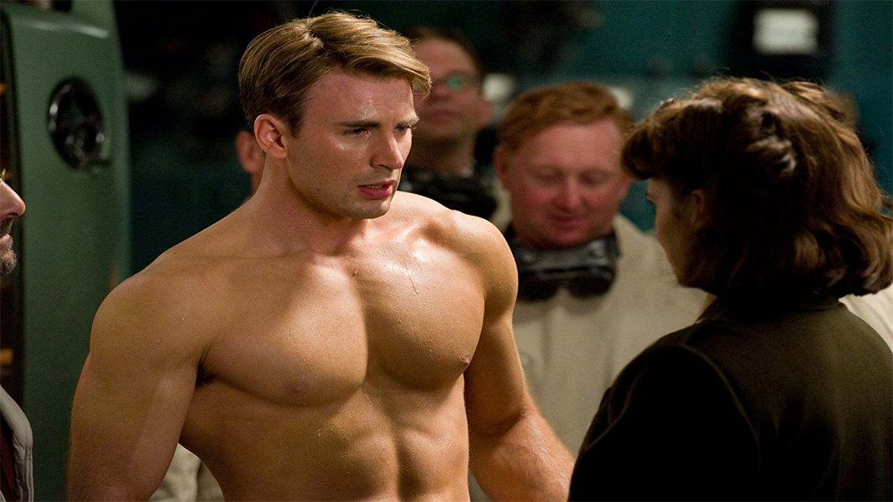 Chris Evans Revealed How Much Muscle He's Lost Since Quitting as Captain America