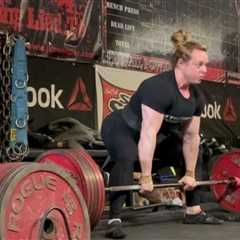 Kristy Hawkins Pulls Over 272.1 Kilograms (600 Pounds) with Sumo Deadlift for First Time