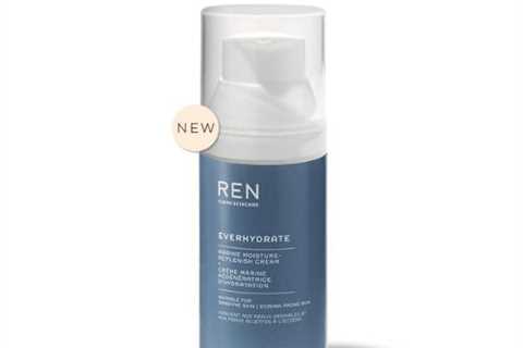 Here’s Why It’s Time To Add Algae To Your Skincare Routine. Plus, The Algae Skincare Products..