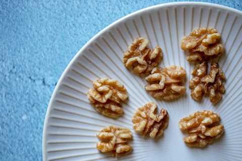 Unlocking the Secret to Healthy Snacking with Nuts
